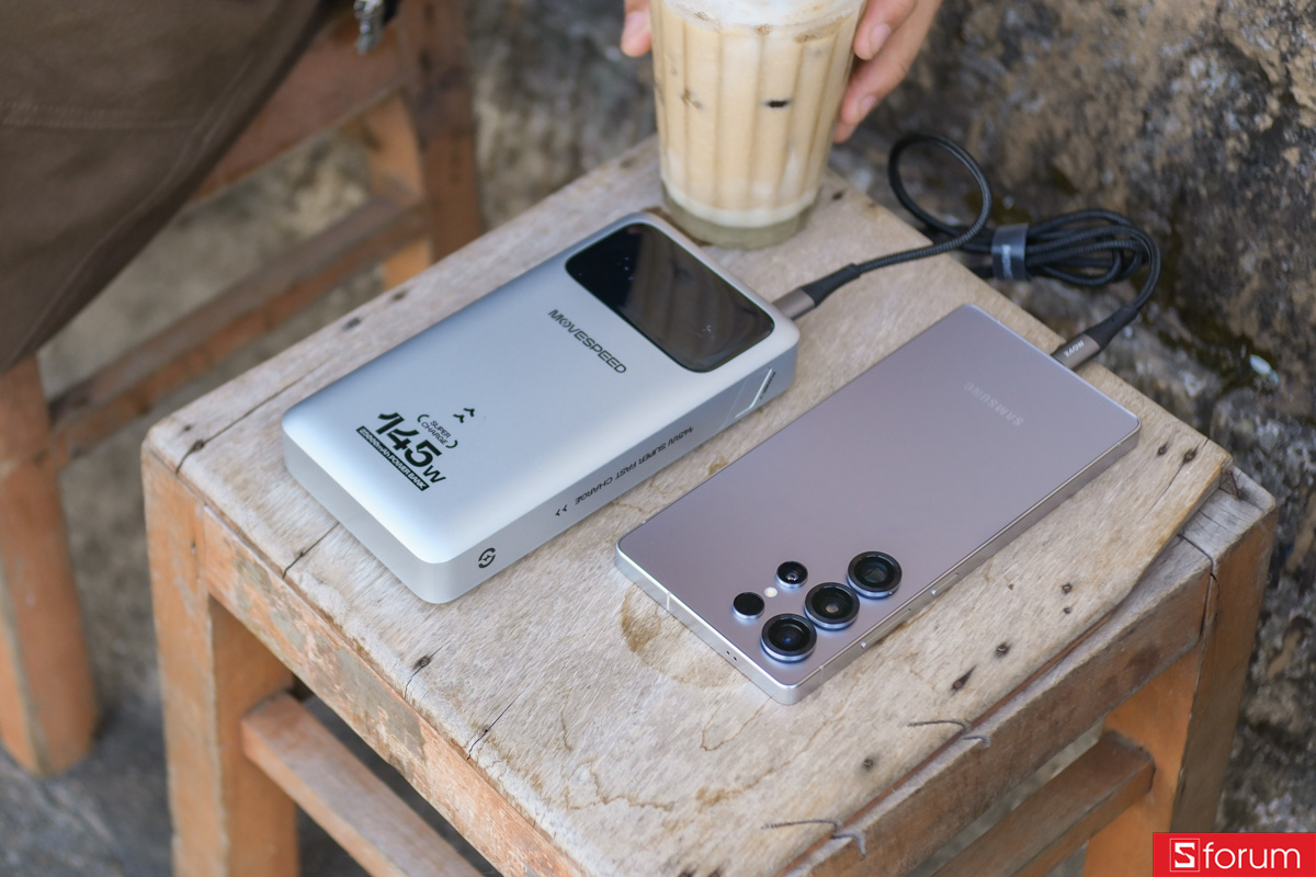 Trên tay khả năng sạc nhanh của MoveSpeed M25 Pro