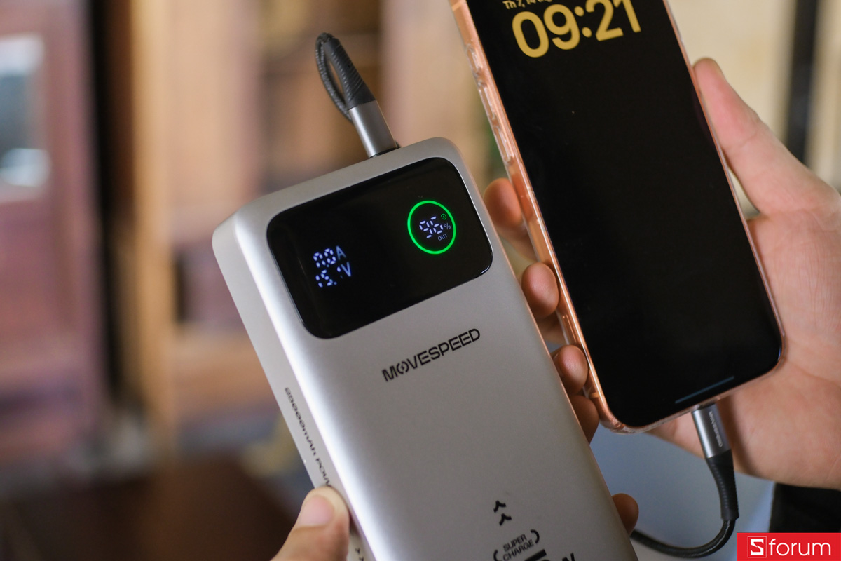 Trên tay khả năng sạc nhanh của MoveSpeed M25 Pro