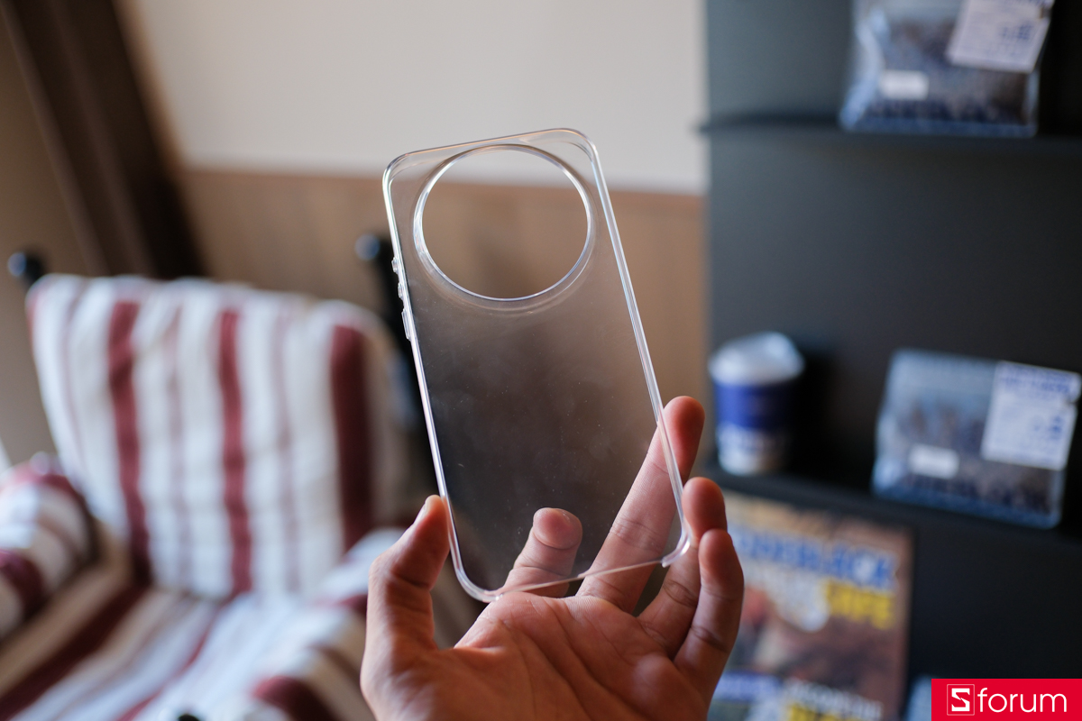 Trên tay hộp đựng và phụ kiện của Xiaomi 17 Ultra chính hãng