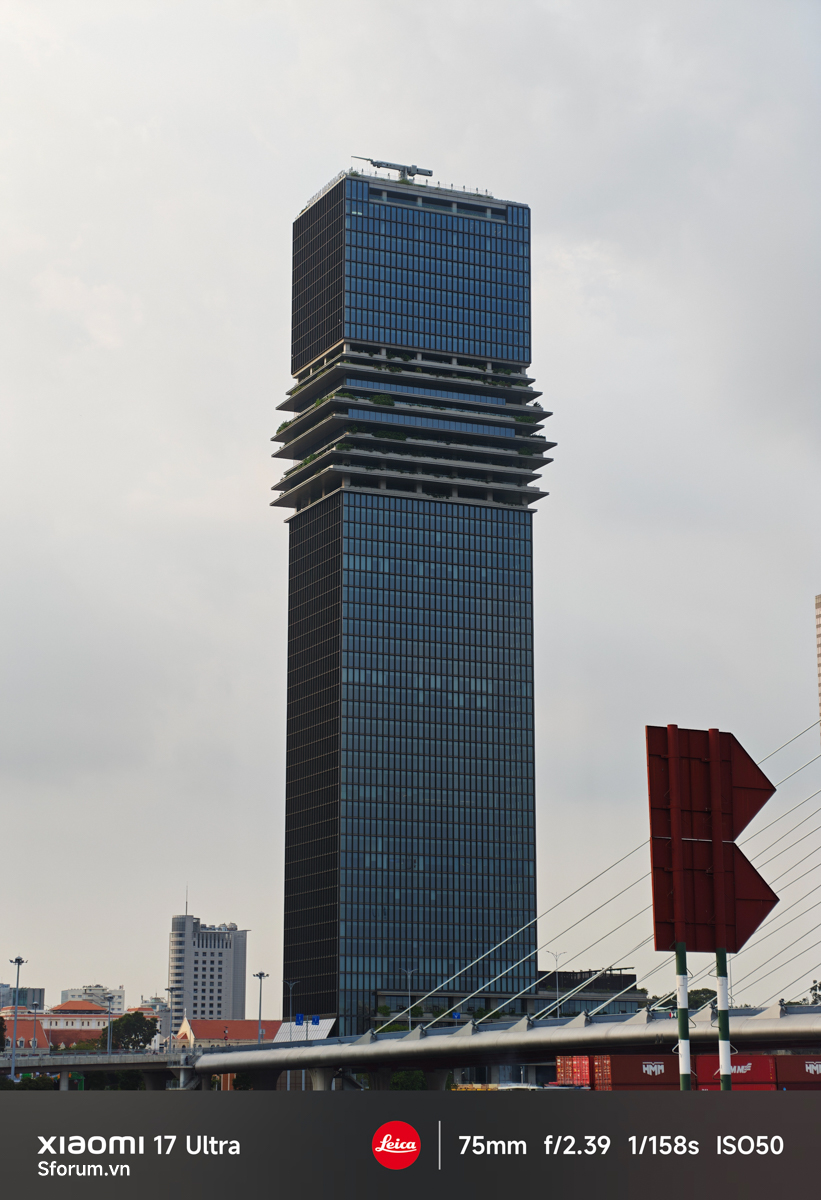 Đánh giá camera Xiaomi 17 Ultra điều kiện đủ sáng