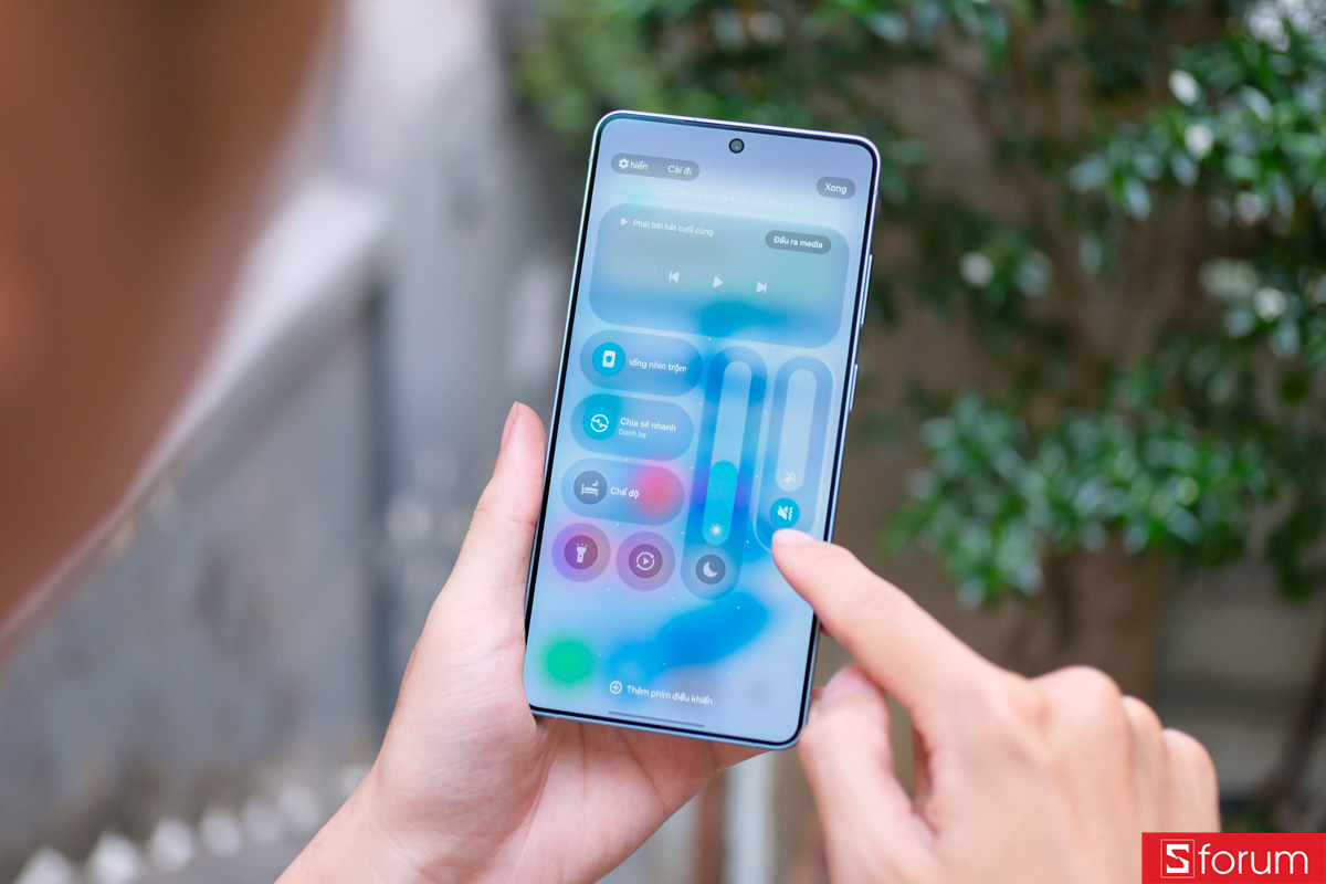 Đánh giá OneUI 8.5 với tính năng tuỳ biến Quick Setting mới