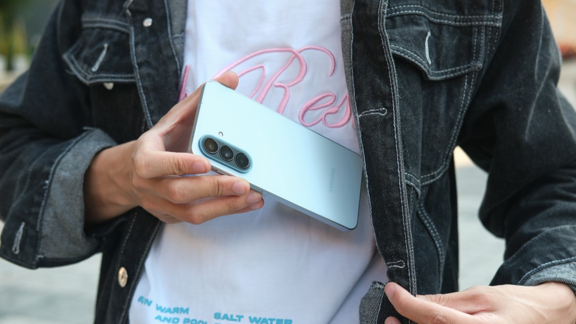 Đánh giá pin Samsung Galaxy A57 5G: Vẫn 5000mAh thì dùng được bao lâu?