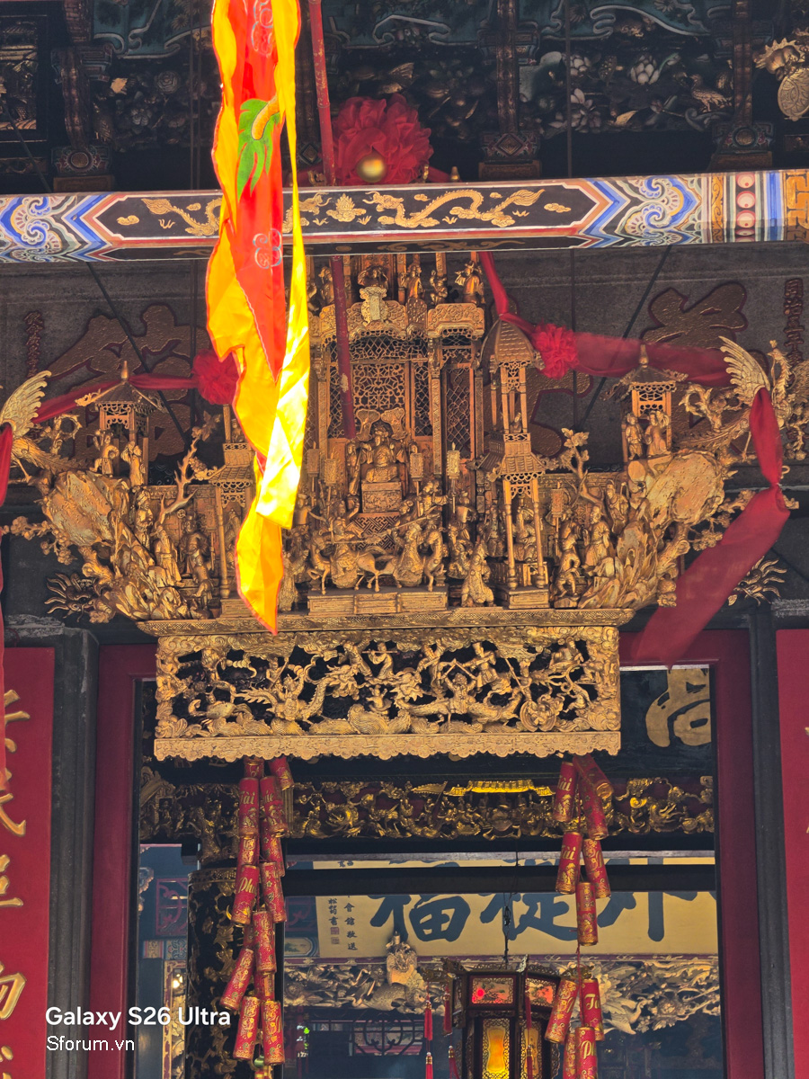 Ảnh Tết Nguyên Tiêu qua lăng kính Galaxy S26 Ultra