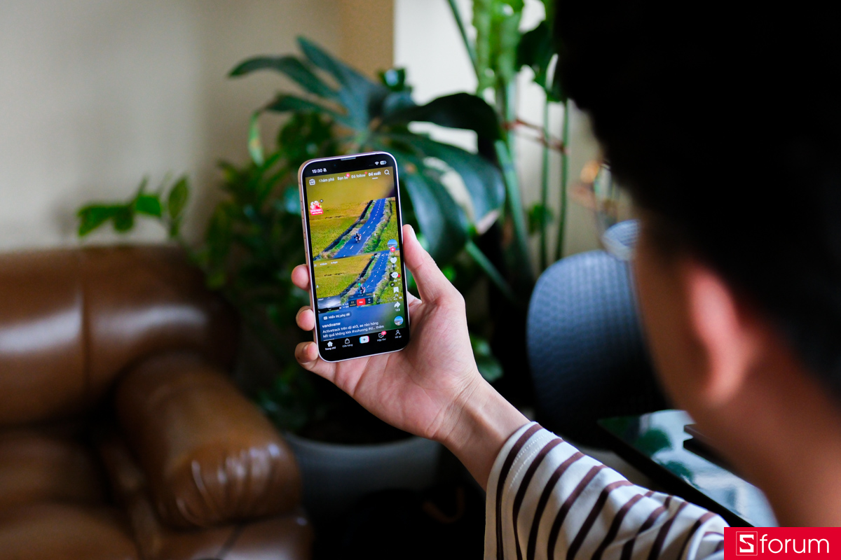 Trên tay iPhone 17e