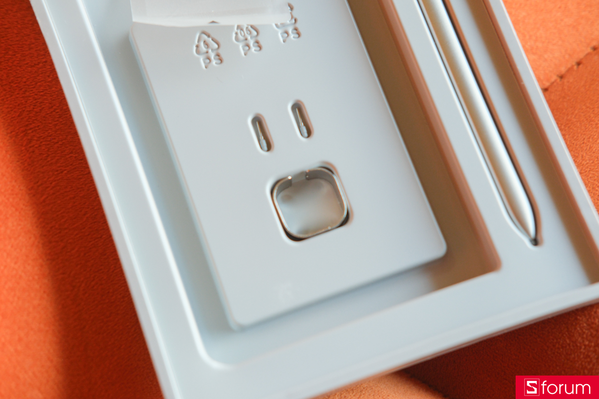 Trên tay và khám phá hộp đựng của OPPO AI Pen Kit