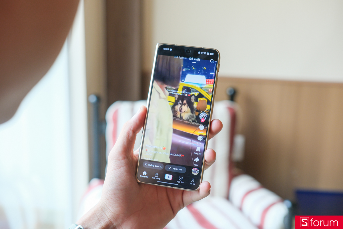 Trên tay OPPO Find N6