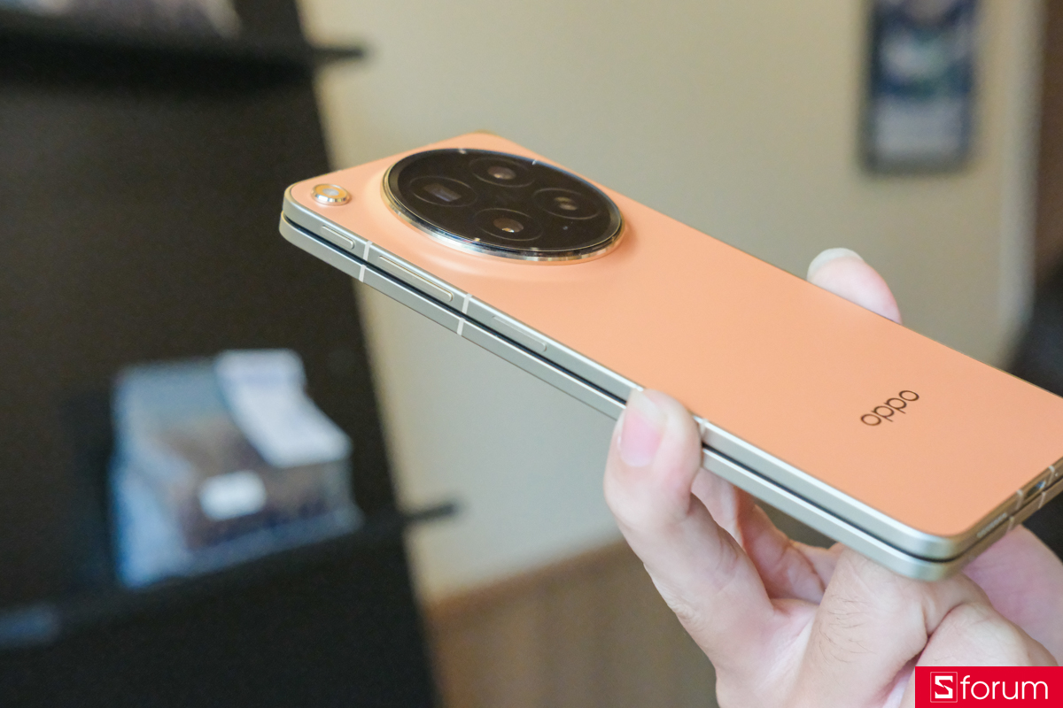 Trên tay OPPO Find N6