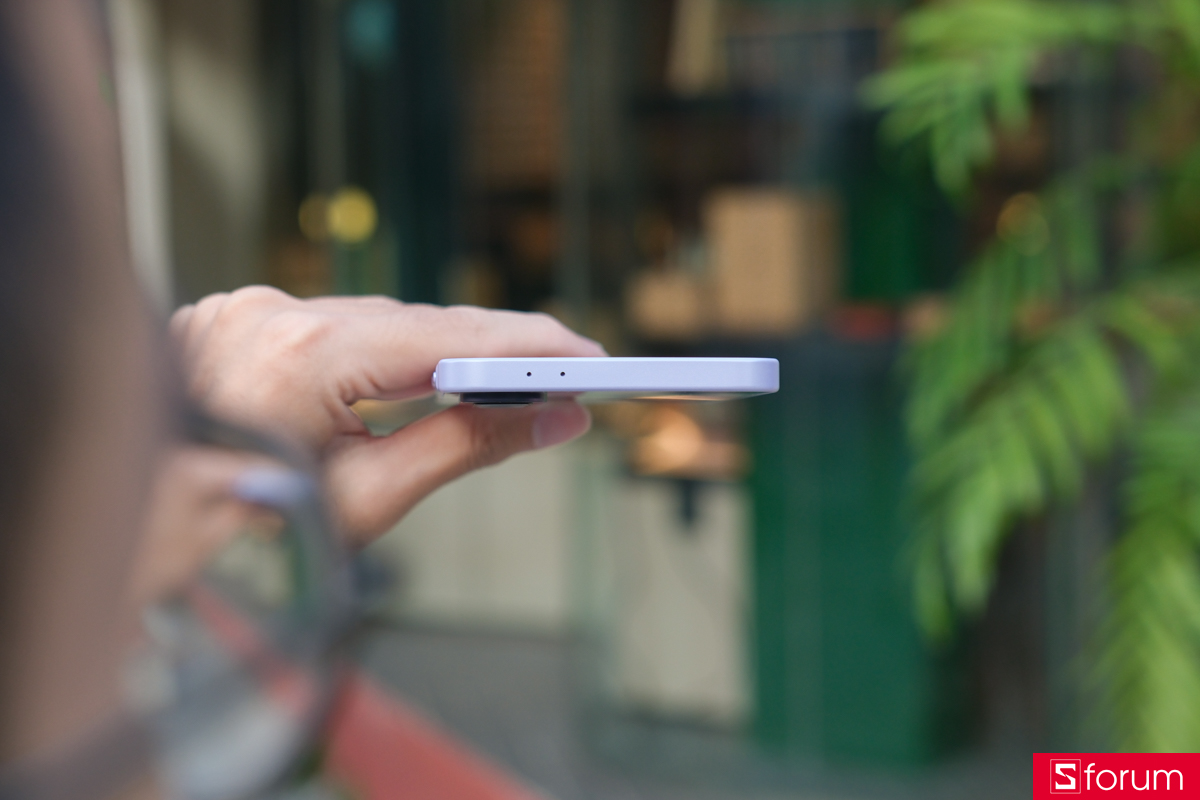 Trên tay và khám phá thiết kế của Samsung Galaxy A37 5G