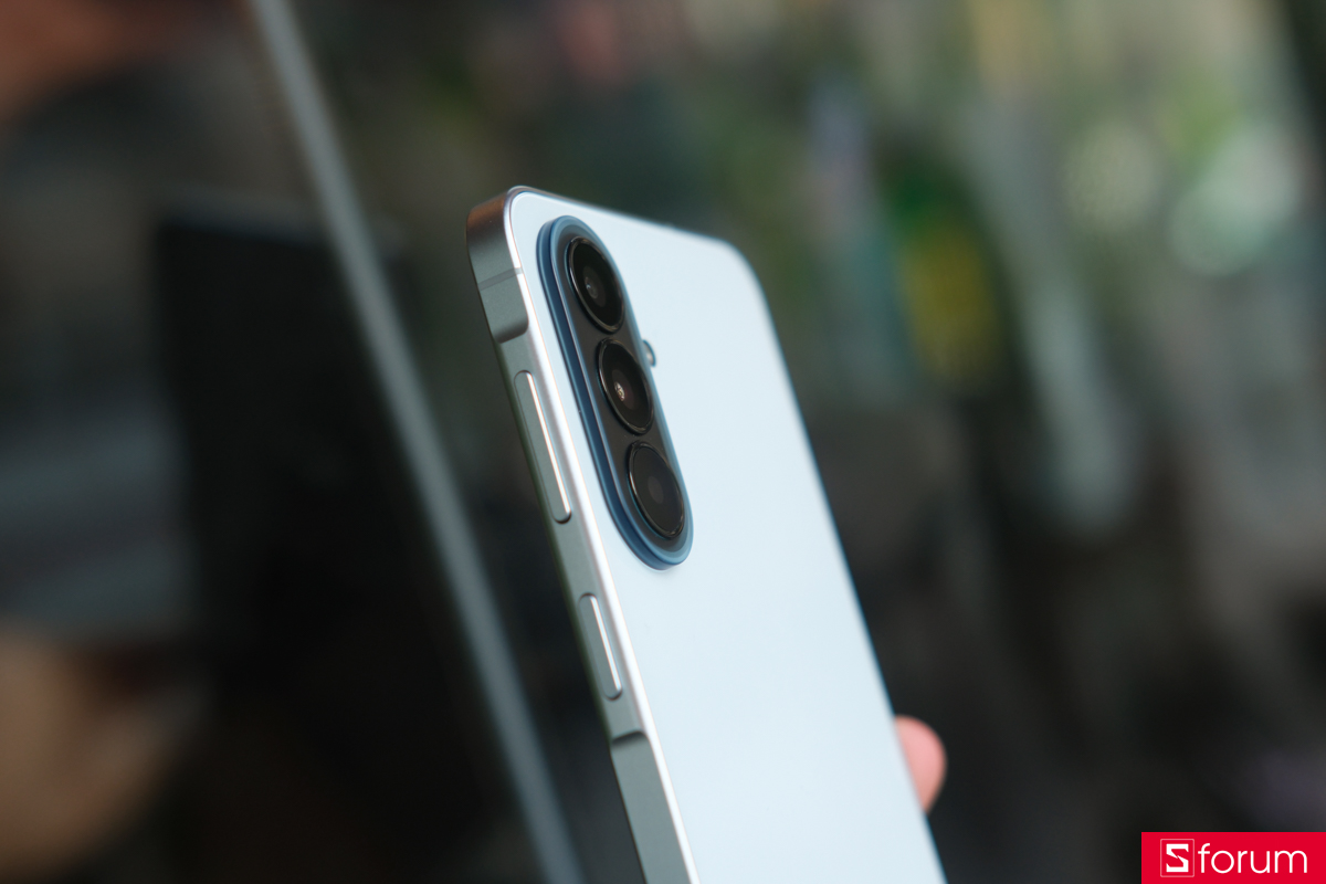 Trên tay và khám phá thiết kế của Samsung Galaxy A57