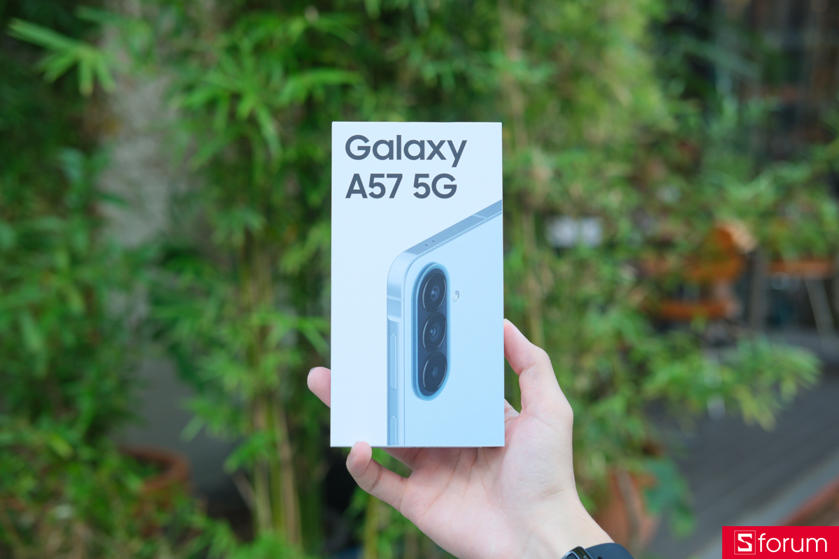 Trên tay và khám phá hộp đựng của Samsung Galaxy A57