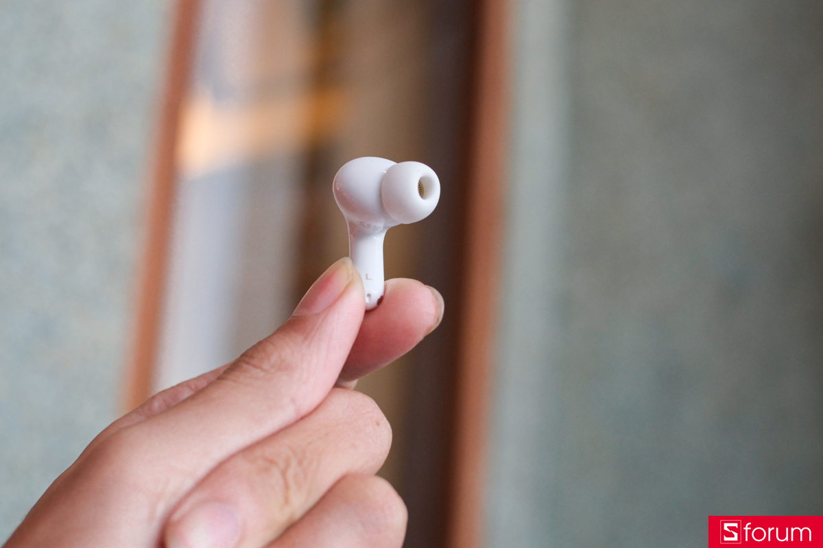 Trên tay Xiaomi REDMI Buds 8 Pro về phần thiết kế