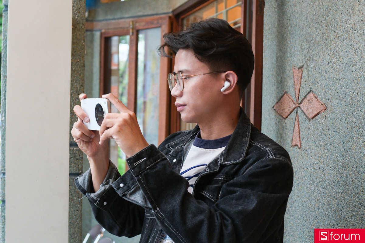 Trên tay Xiaomi REDMI Buds 8 Pro về thời lượng pin