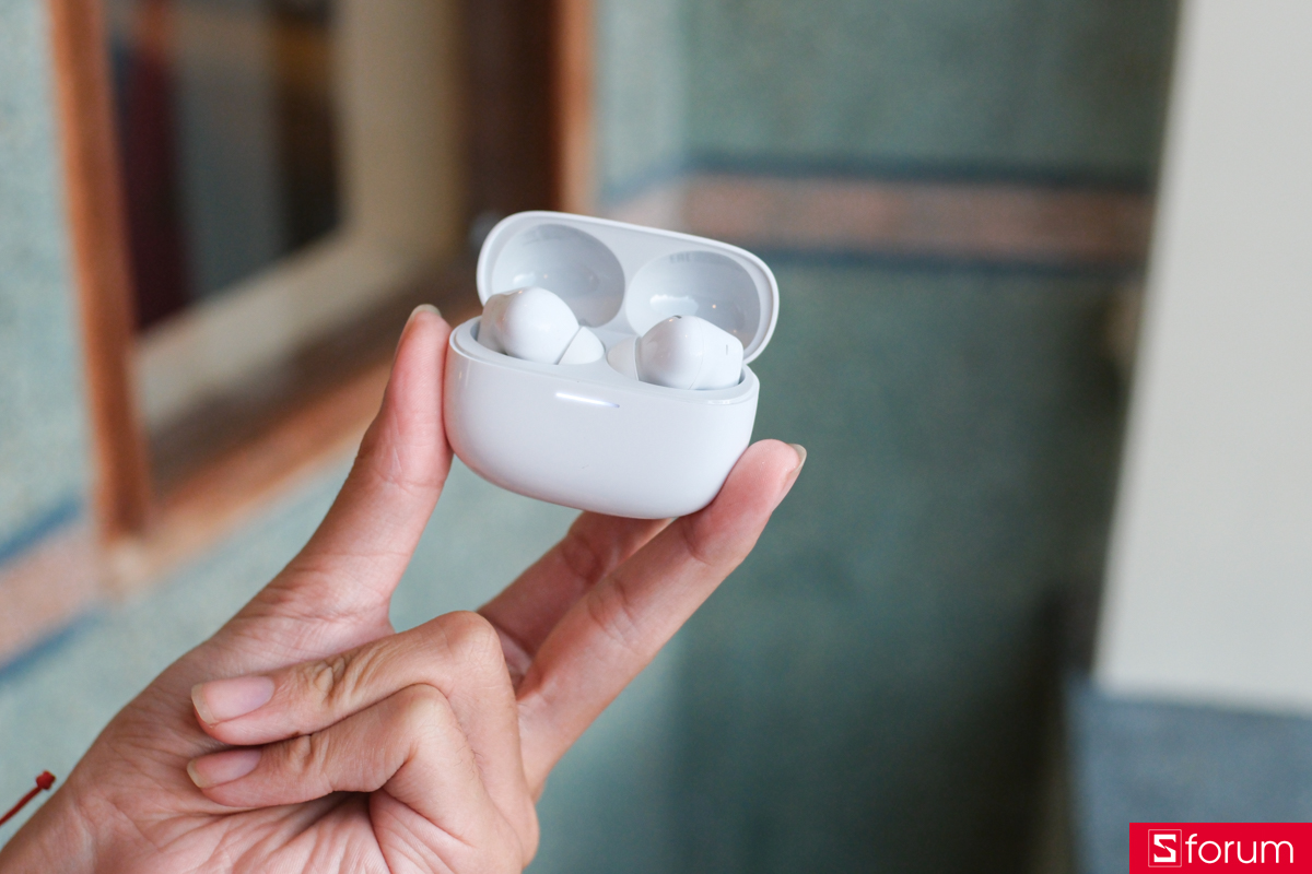 Trên tay Xiaomi REDMI Buds 8 Pro về phần thiết kế