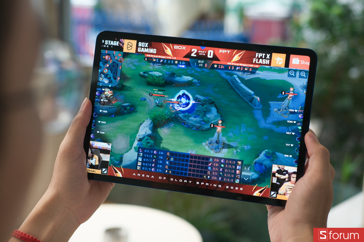 Trên tay và khám phá màn hình của Xiaomi POCO Pad X1