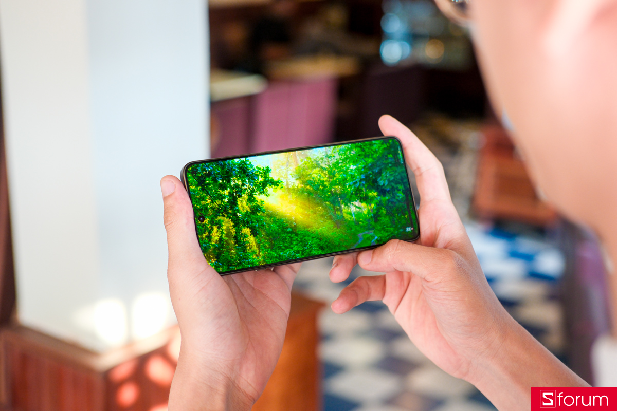 Đánh giá màn hình OPPO Find X9 Ultra