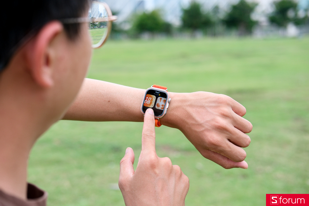 Trên tay và khám phá màn hình của Huawei Watch Fit 5 Pro