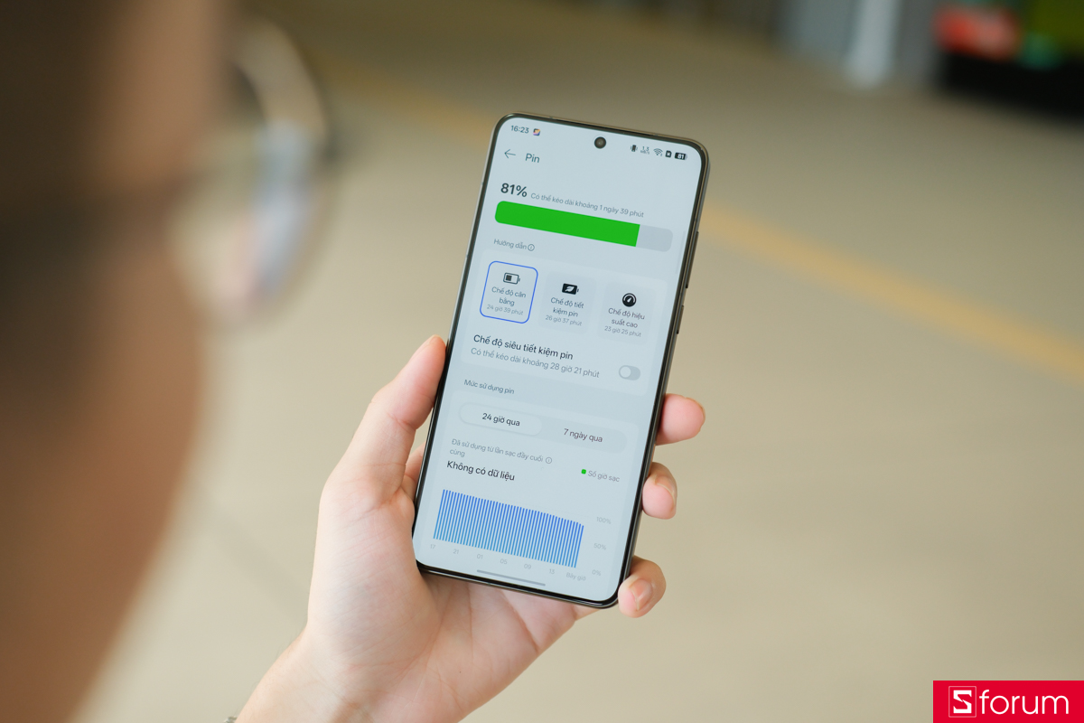 Trên tay và khám phá thời lượng pin của OPPO Find X9 Ultra