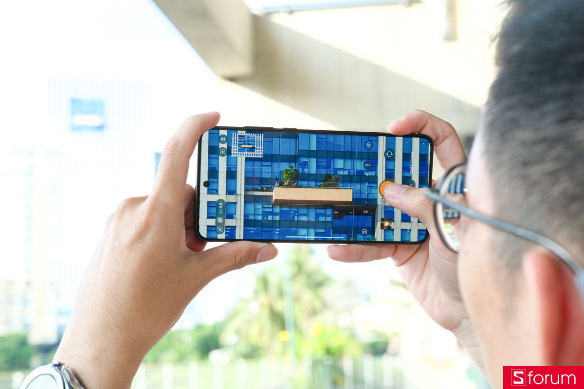 Trên tay và khám phá camera của OPPO Find X9 Ultra