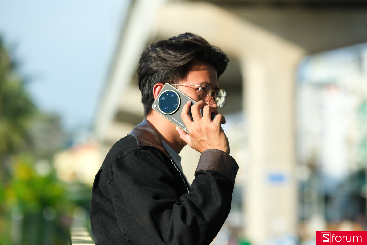 Trên tay và khám phá thời lượng pin của OPPO Find X9 Ultra