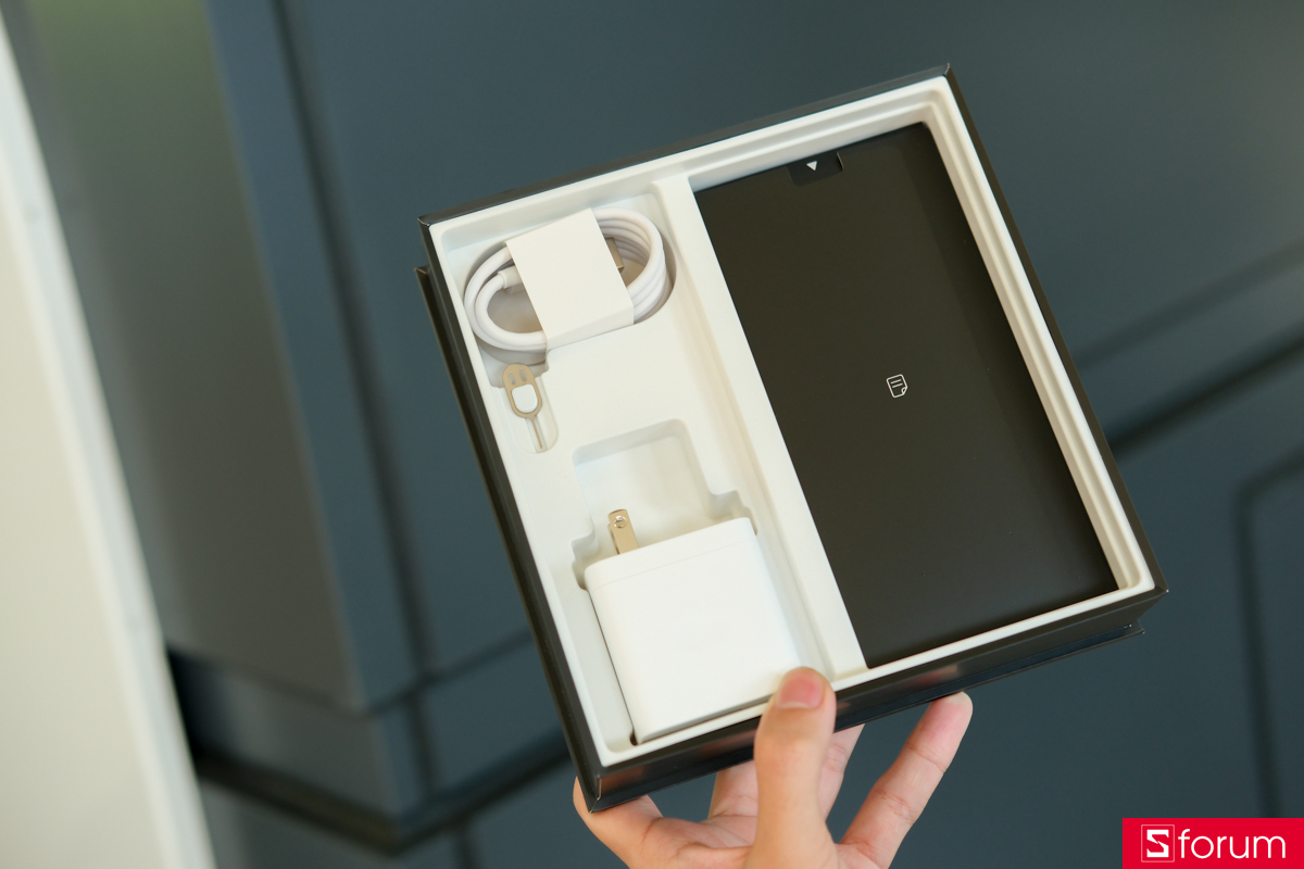 Trên tay và khám phá phụ kiện OPPO Find X9 Ultra