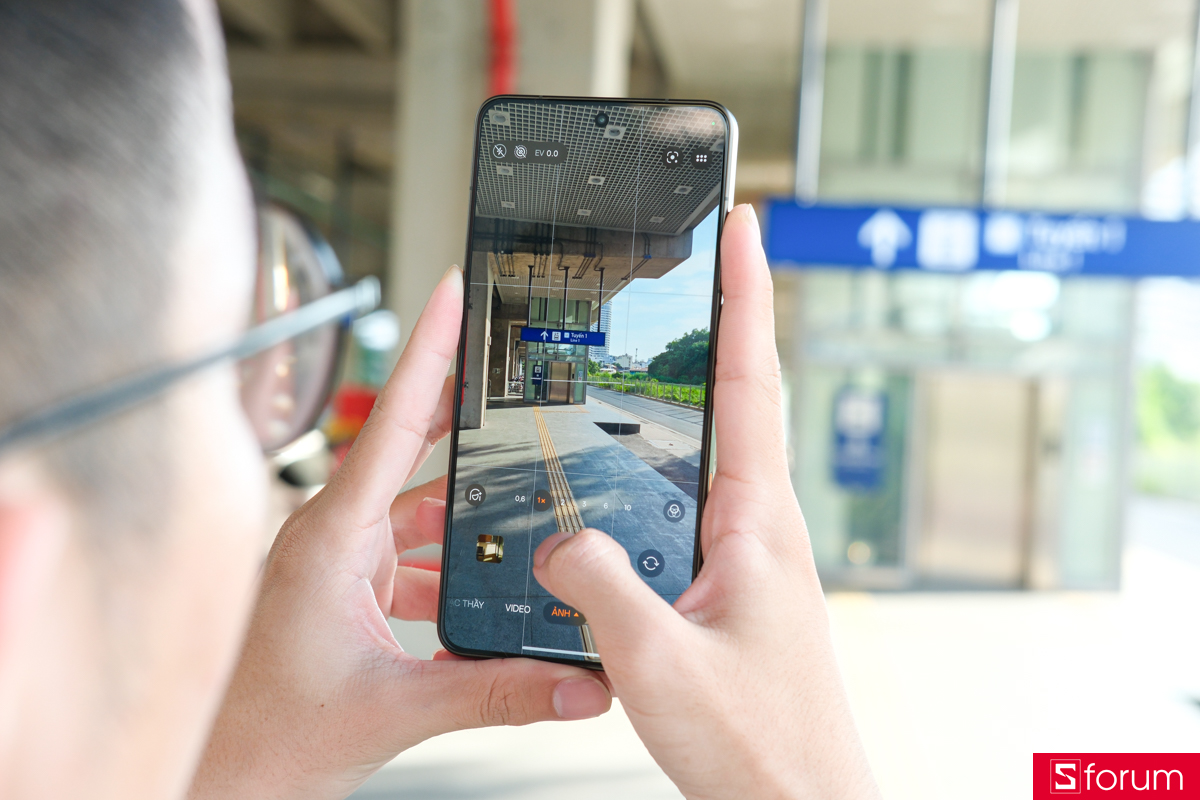 Trên tay OPPO Find X9 Ultra