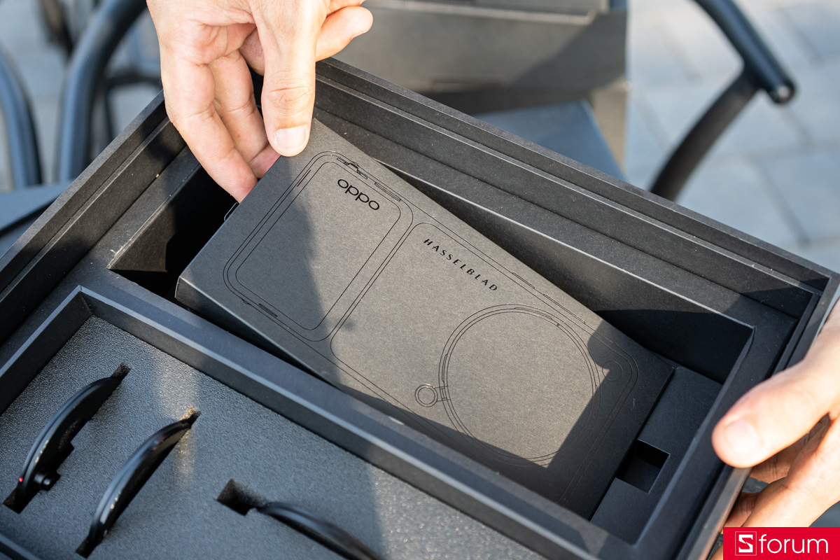 Trên tay OPPO Find X9 Ultra Hasselblad Earth Explorer Kit