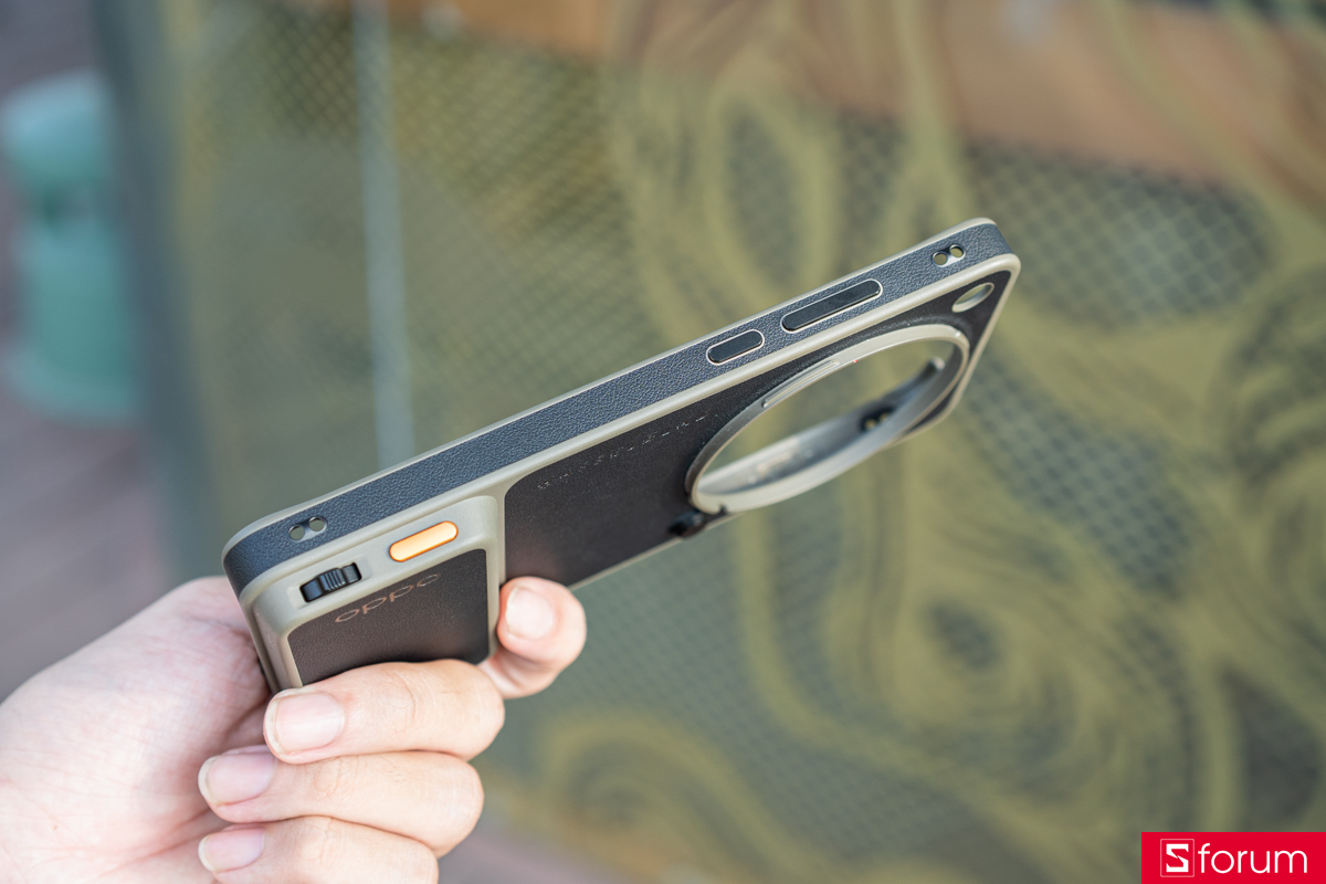 Trên tay OPPO Find X9 Ultra Hasselblad Earth Explorer Kit