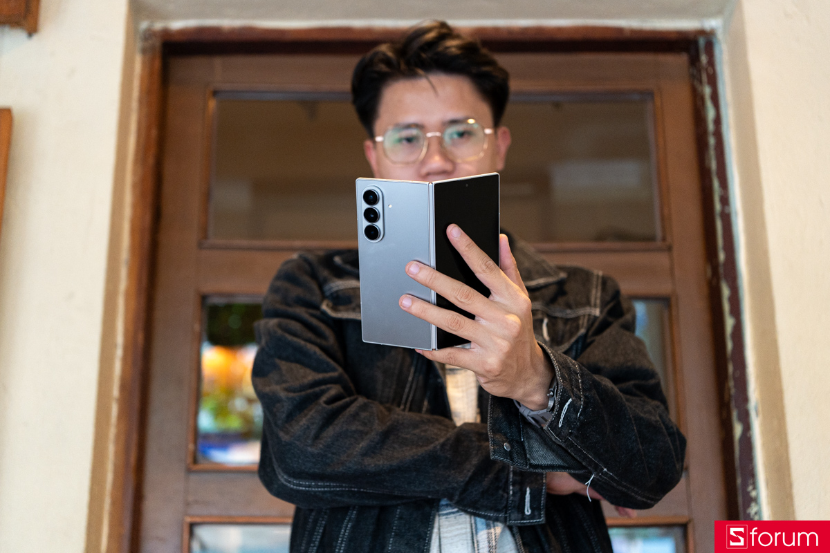 Đánh giá thiết kế của Samsung Galaxy Z Fold7 sau 1 năm