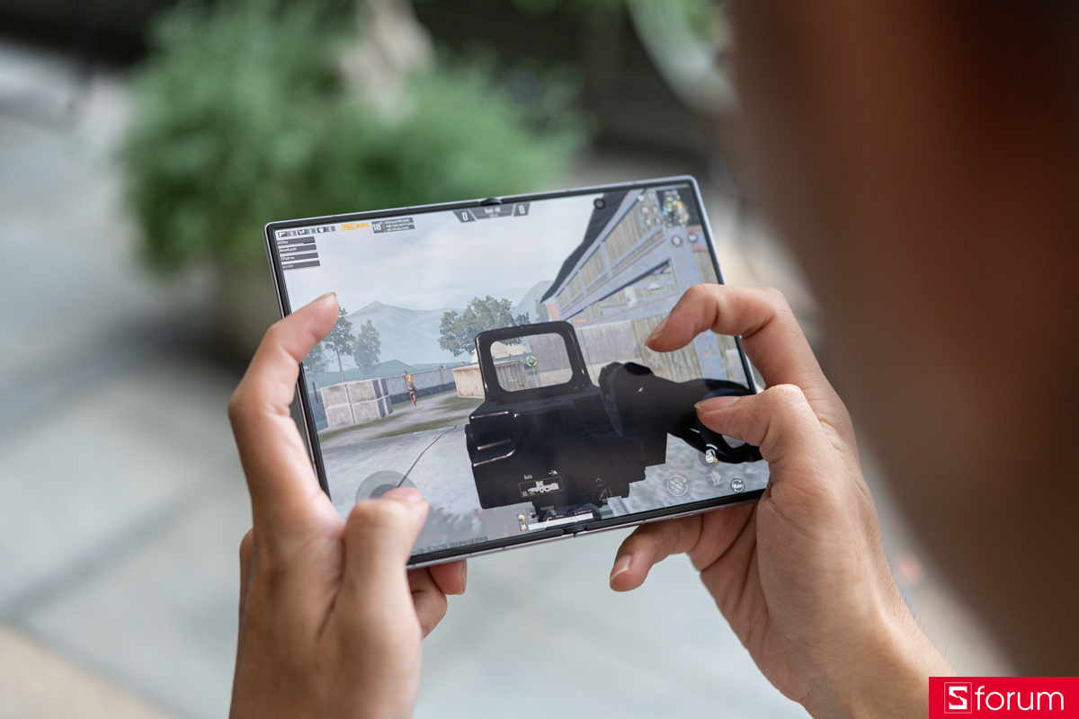 Đánh giá hiệu năng Samsung Galaxy Z Fold8 qua các tựa game