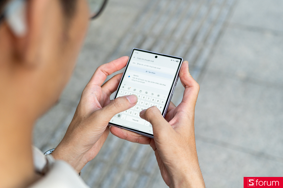 Đánh giá màn hình Samsung Galaxy Z Fold8