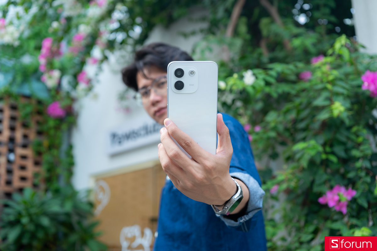 Trên tay thiết kế của Xiaomi REDMI Note 17 Pro Max