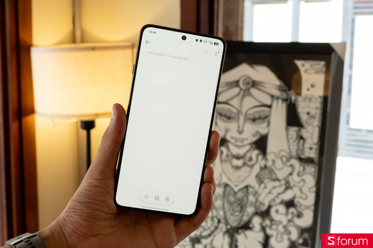 Đánh giá OPPO Find X9 Ultra sau 6 tháng về màn hình