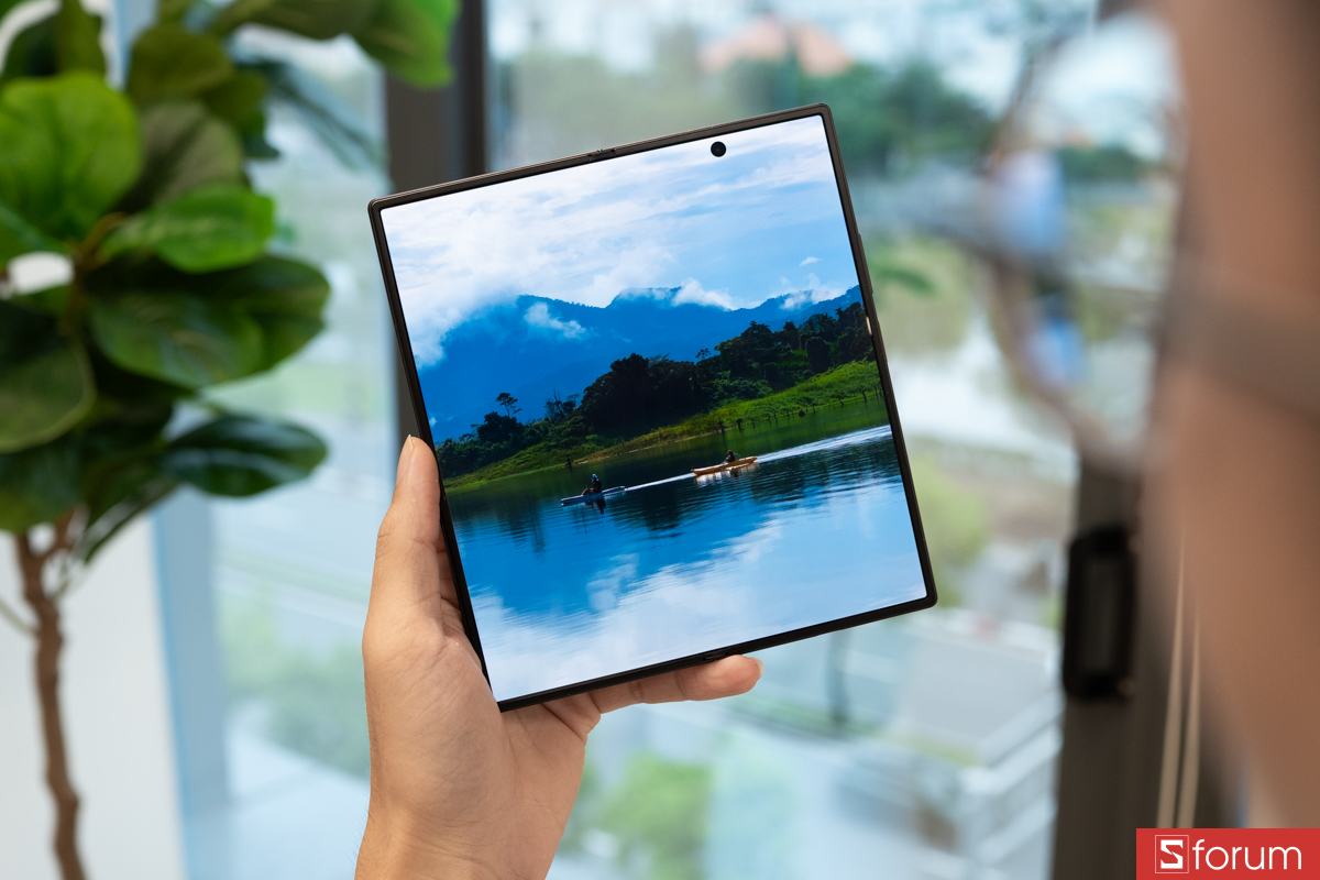 Đánh giá màn hình của Samsung Galaxy Z Fold8 Ultra sau 1 tháng sử dụng