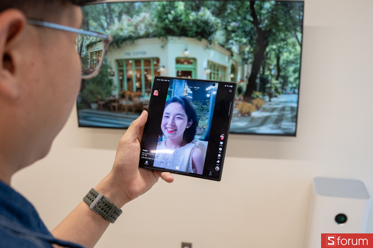Đánh giá màn hình của Samsung Galaxy Z Fold8 Ultra sau 1 tháng sử dụng
