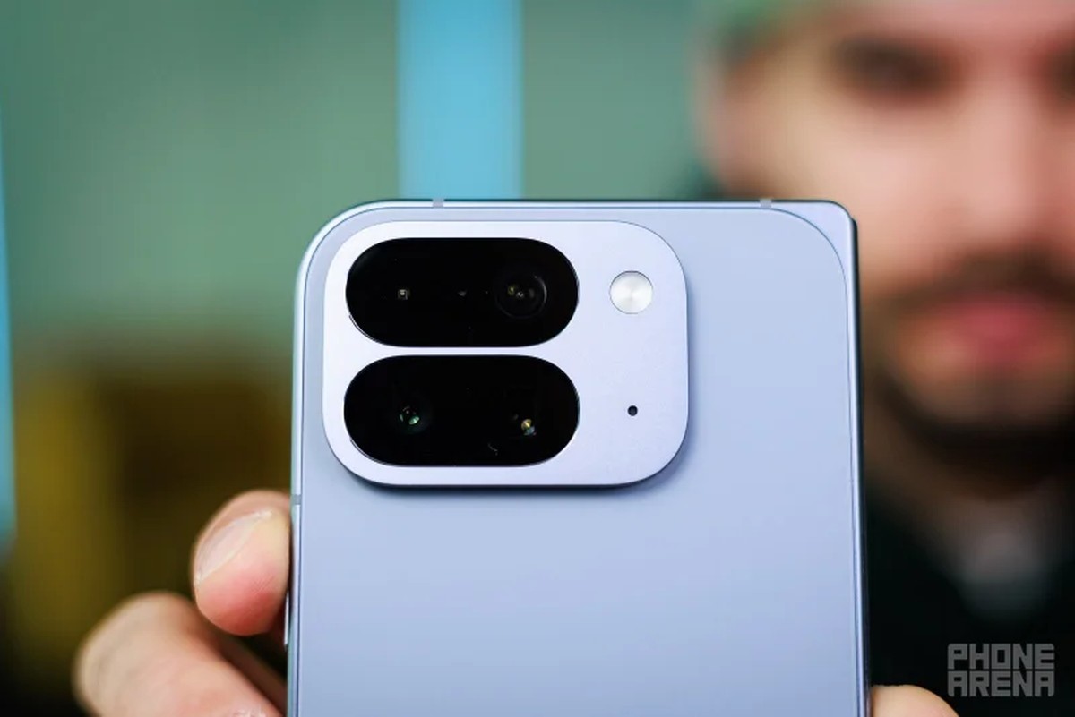 So sánh Samsung Galaxy Z Fold8 vs Google Pixel 10 Pro Fold về camera