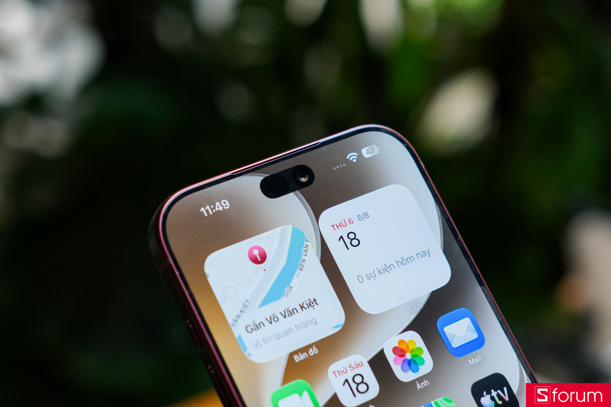 Trên tay và trải nghiệm màn hình của iPhone 18 Pro Max