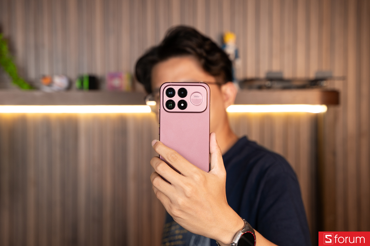 Trên tay và trải nghiệm sạc của Xiaomi POCO F9 Ultra