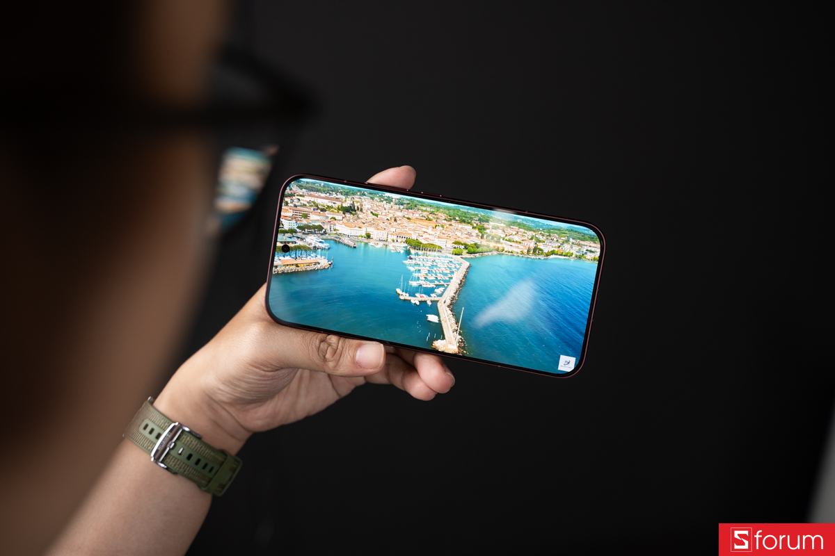 Trên tay và trải nghiệm màn hình của Xiaomi POCO F9 Ultra