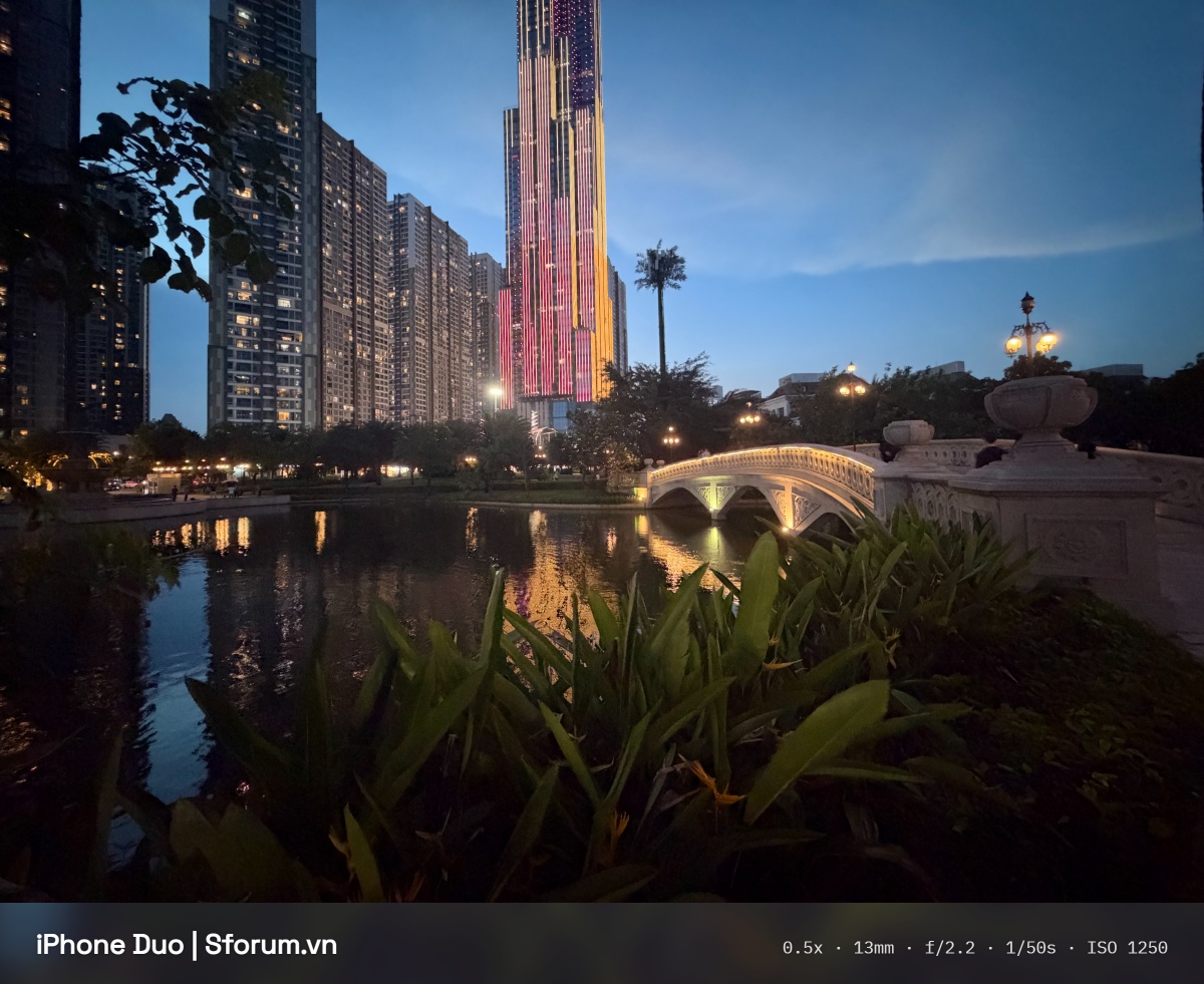 Đánh giá camera iPhone Duo trong điều kiện thiếu sáng