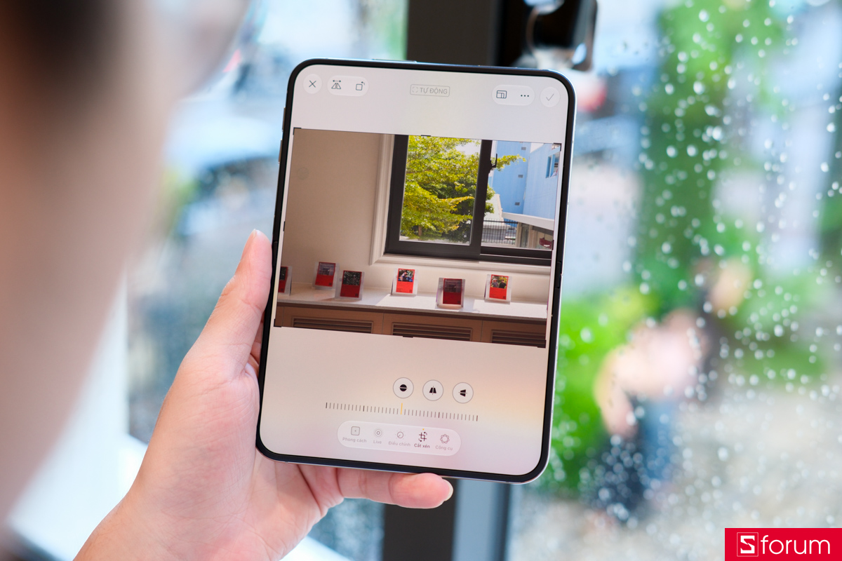 iPhone Duo đã tối ưu ứng dụng hết chưa?
