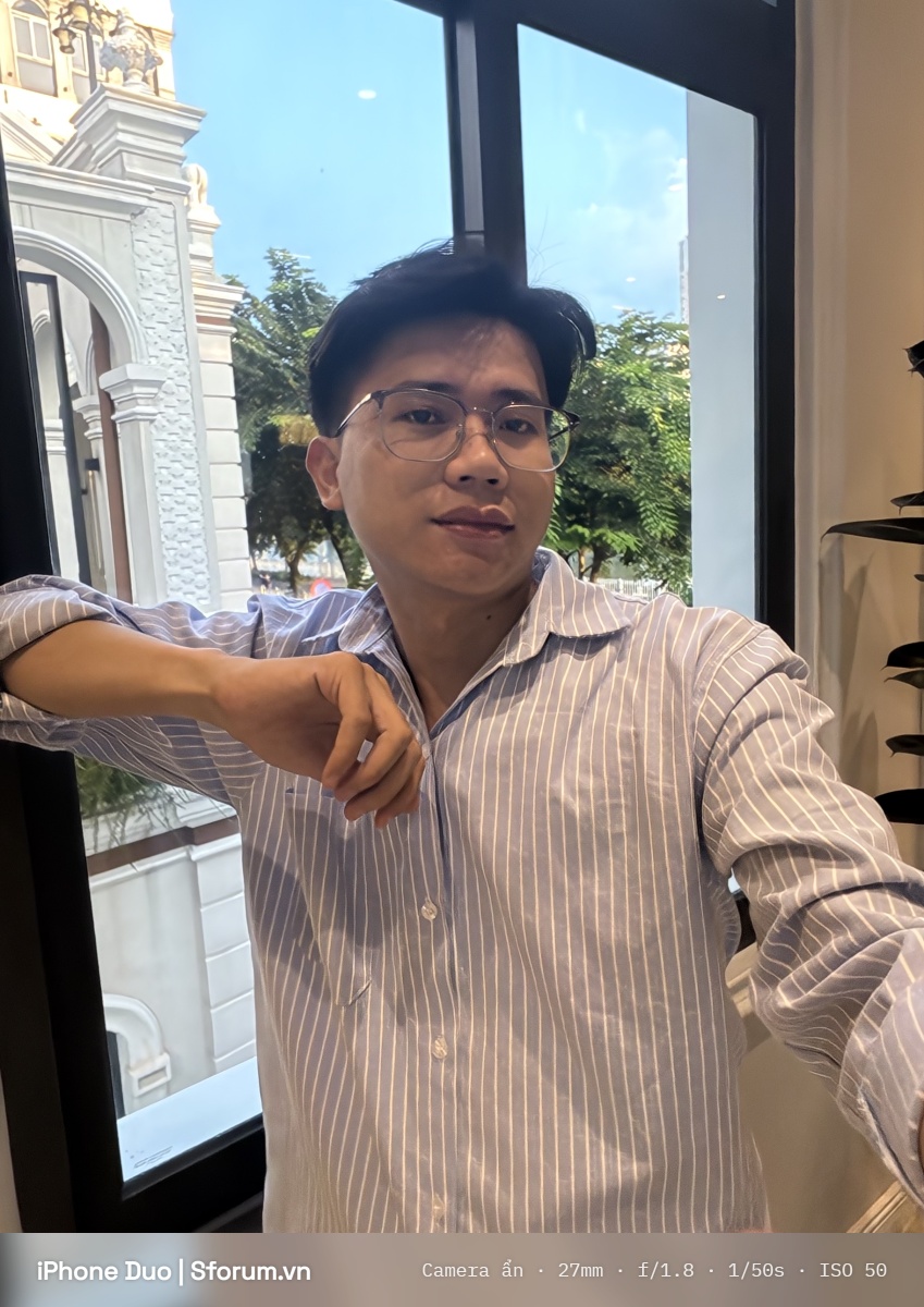 Trải nghiệm camera ẩn trên iPhone Duo