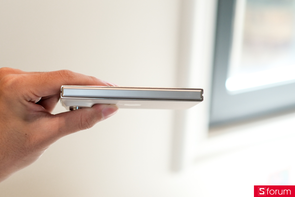 Trên tay thiết kế iPhone Duo