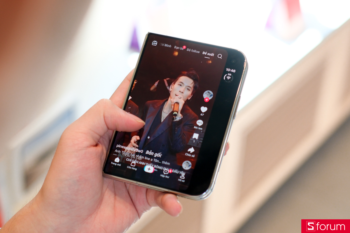 Trên tay và trải nghiệm màn hình iPhone Duo