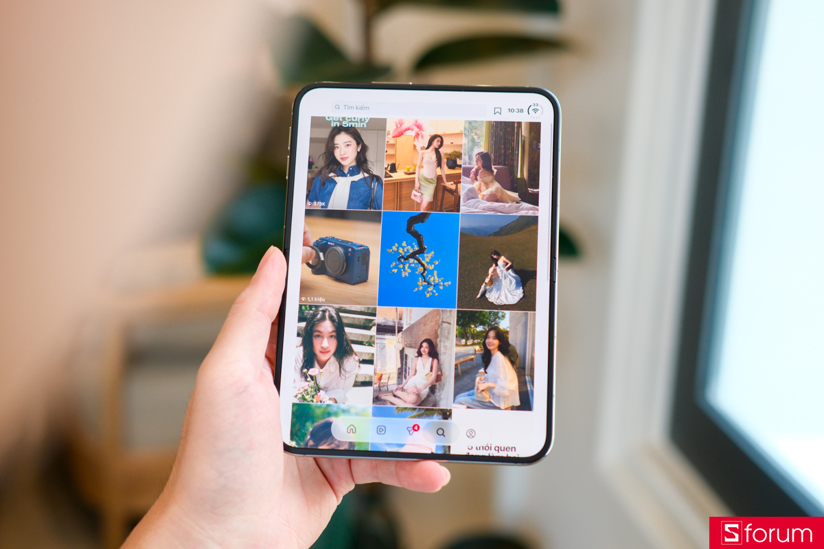 Trên tay và trải nghiệm màn hình iPhone Duo