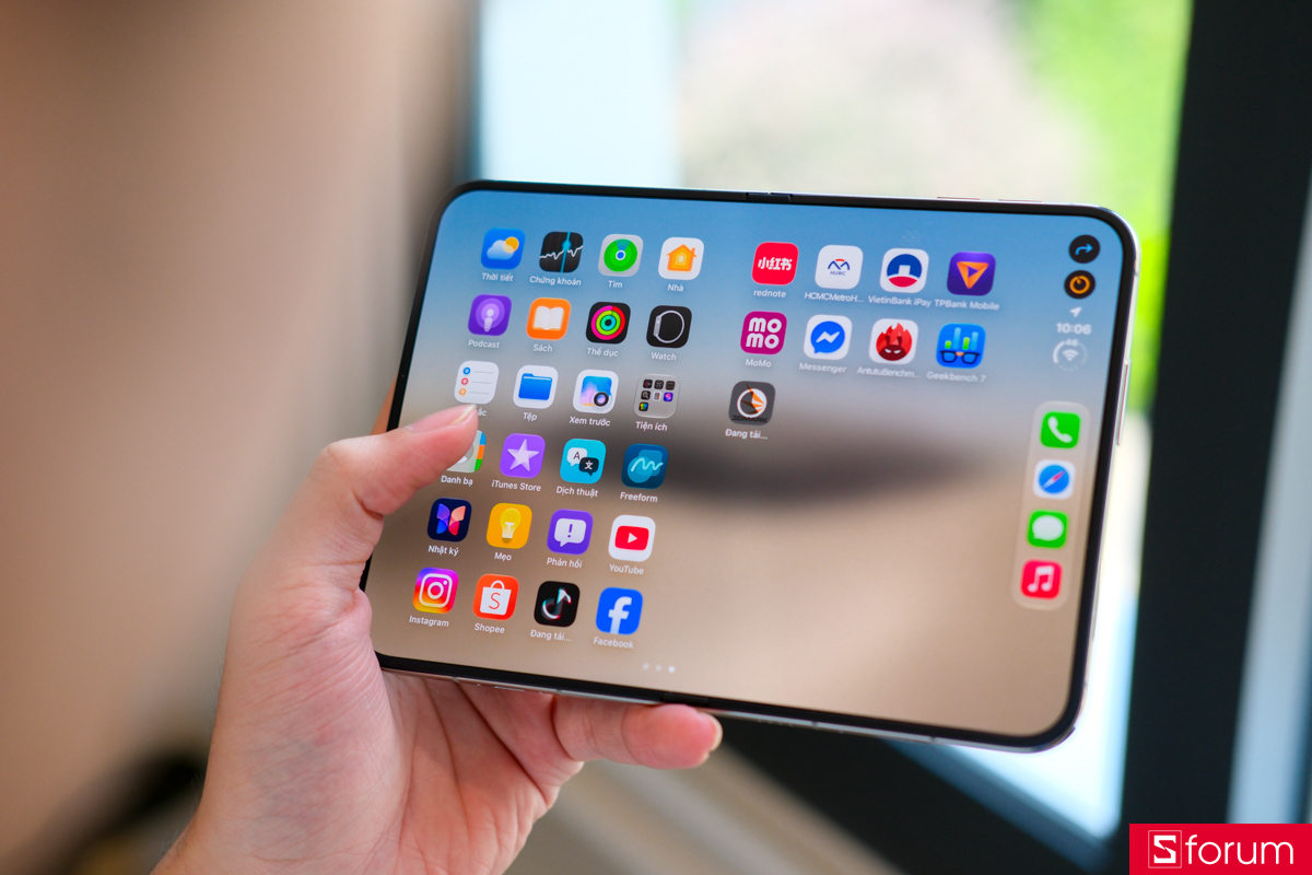 Trên tay và trải nghiệm màn hình iPhone Duo