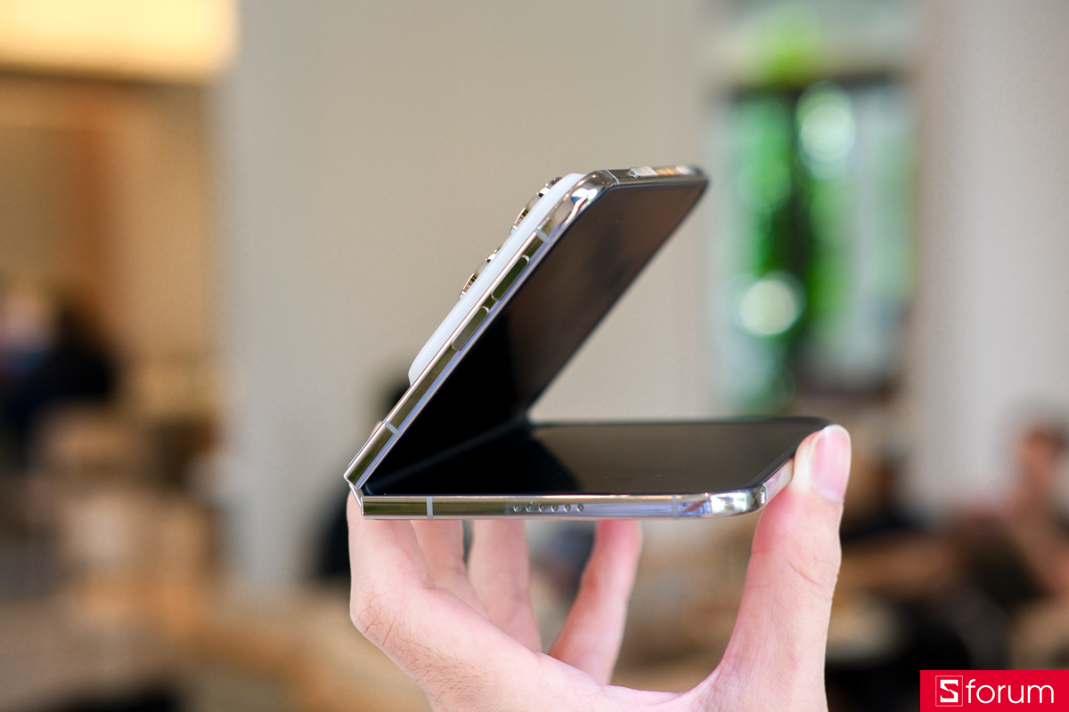 Trên tay thiết kế iPhone Duo