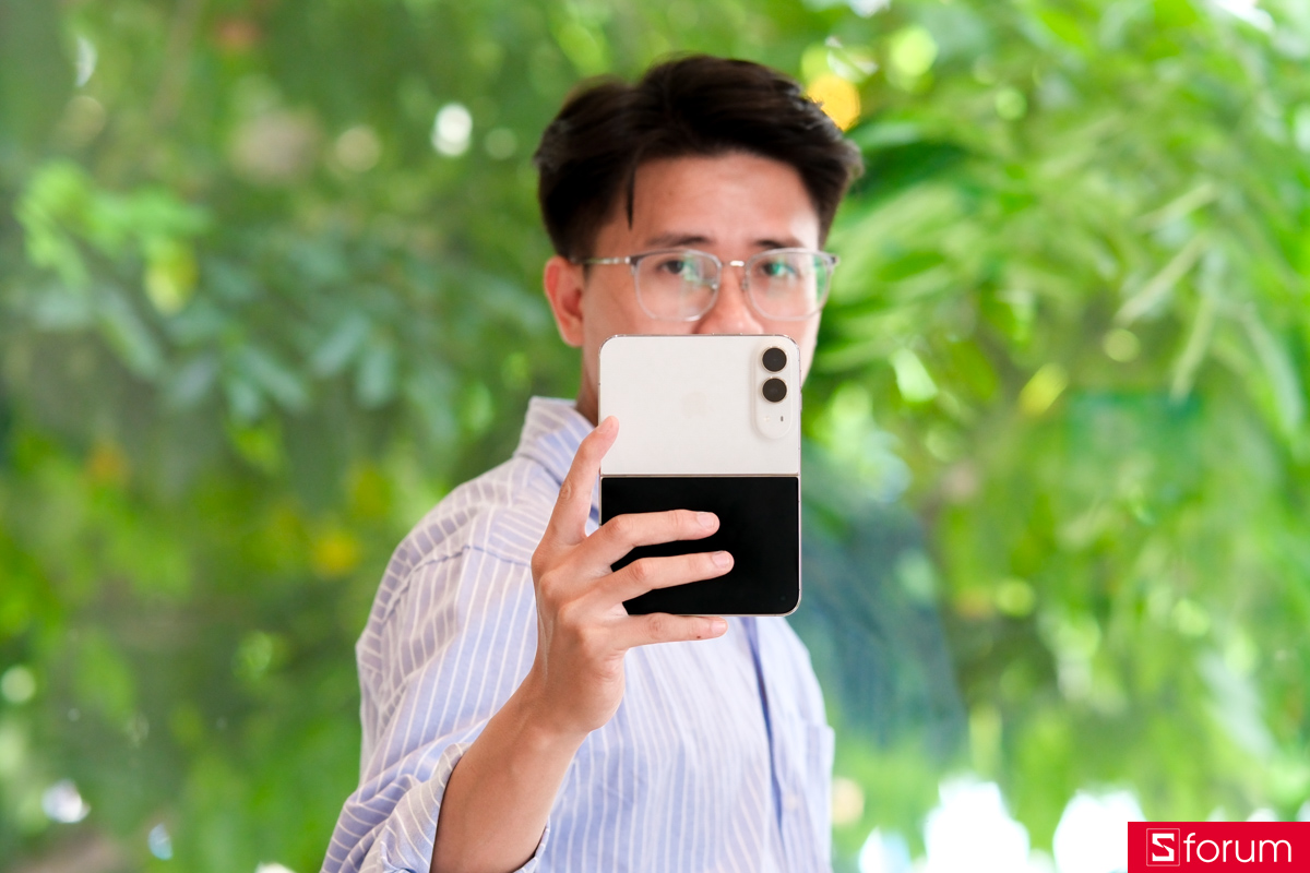 Trên tay và trải nghiệm camera iPhone Duo