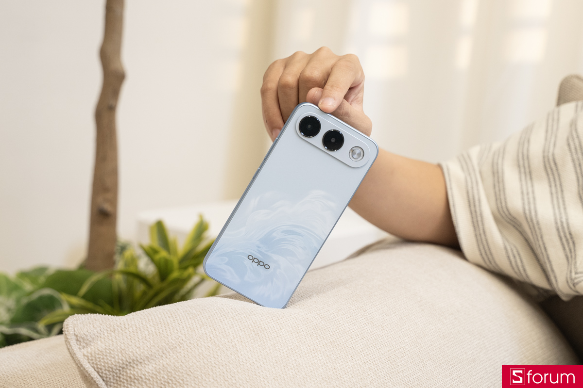 Trên tay và trải nghiệm thiết kế OPPO A7 Pro 5G
