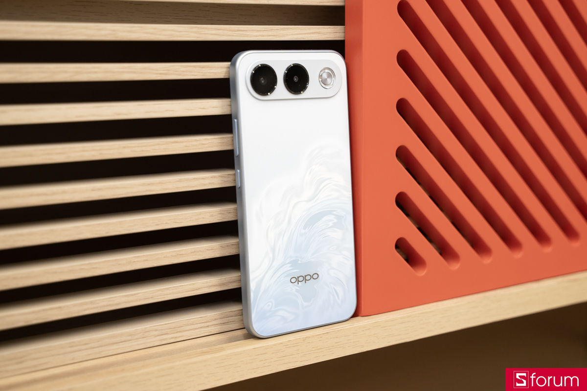 Trên tay OPPO A7 Pro 5G