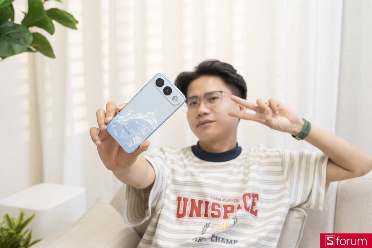 Trên tay OPPO A7 Pro 5G